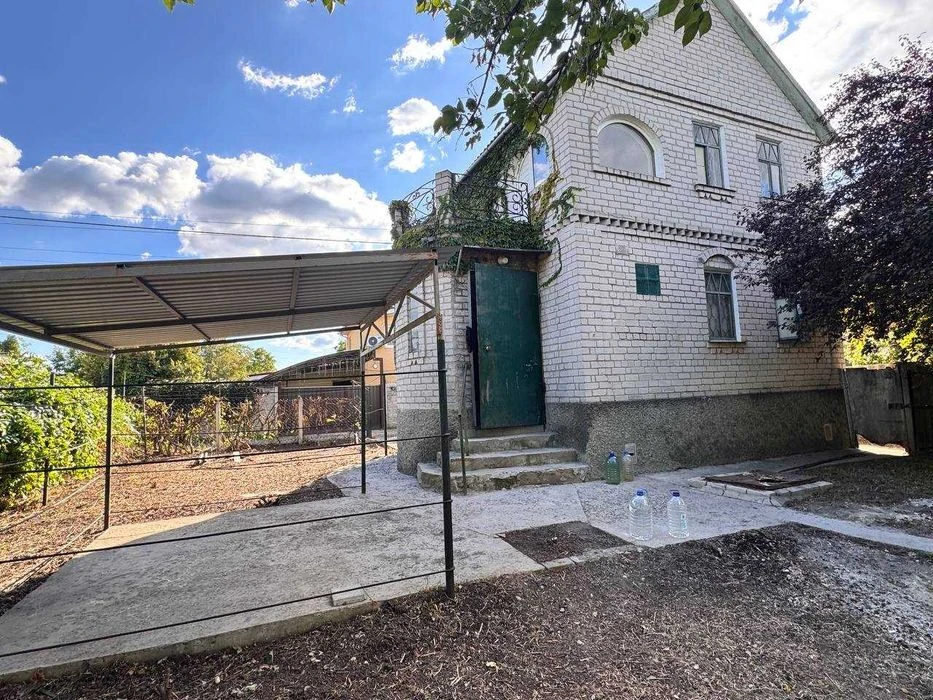 Продам дом - дачу в Самаровке /конец пр. Слобожанский