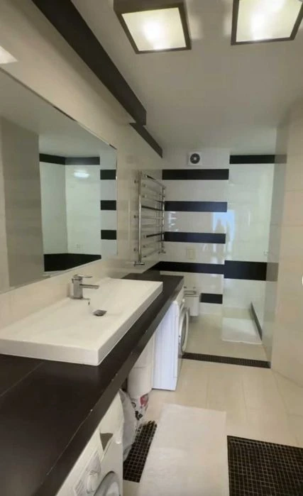 4-ком квартира приморский