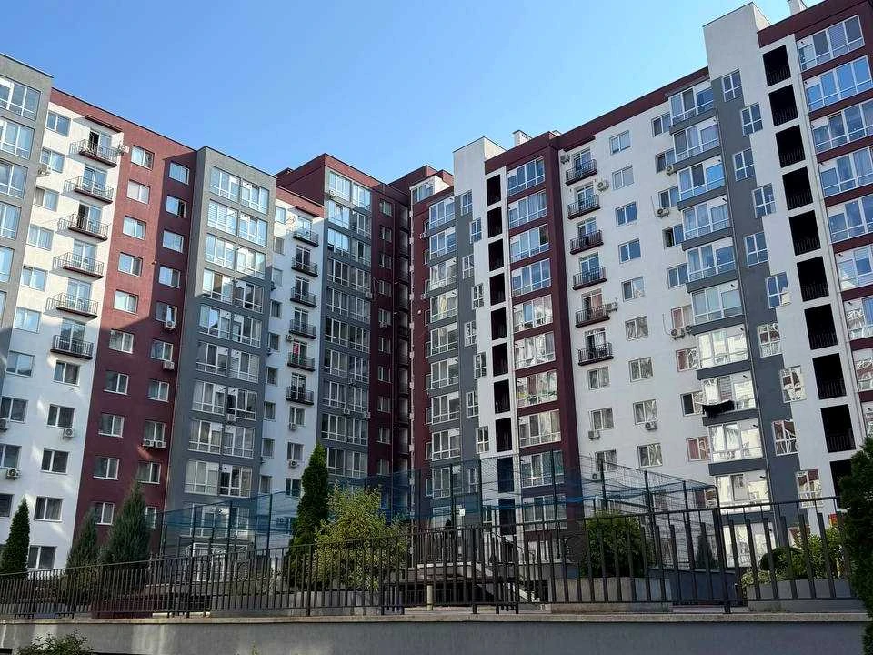 Квартира. Івано-Франківськ, Княгинин вул., (Будинок 34)