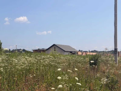 Продаж 8,3 сотки у районі Щасливого. З комунікаціями!