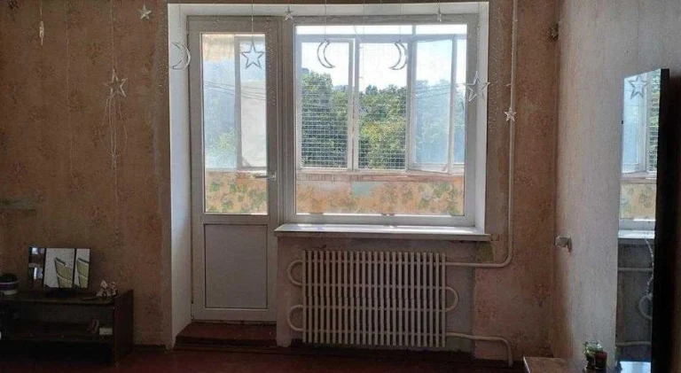 Продам 1-к.к. улучшенной планировки на Салтовке возле ТРК Ук
