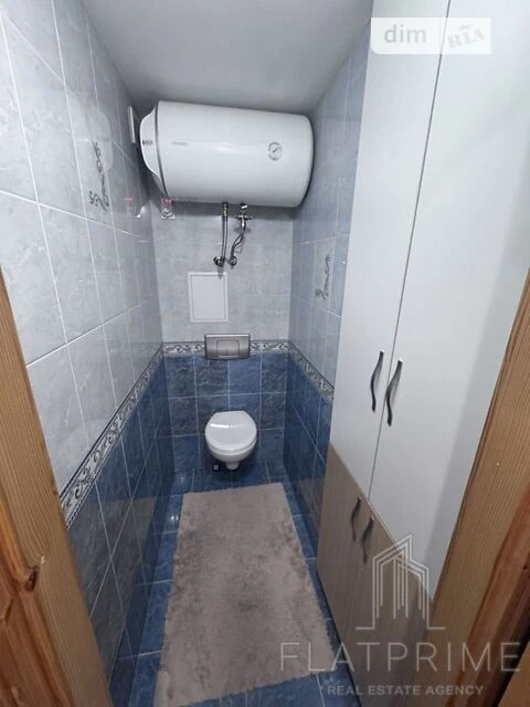 Sale of 2-room apartment 86.8 sq. m. on Mykoly Khvylovogo St. 1 •