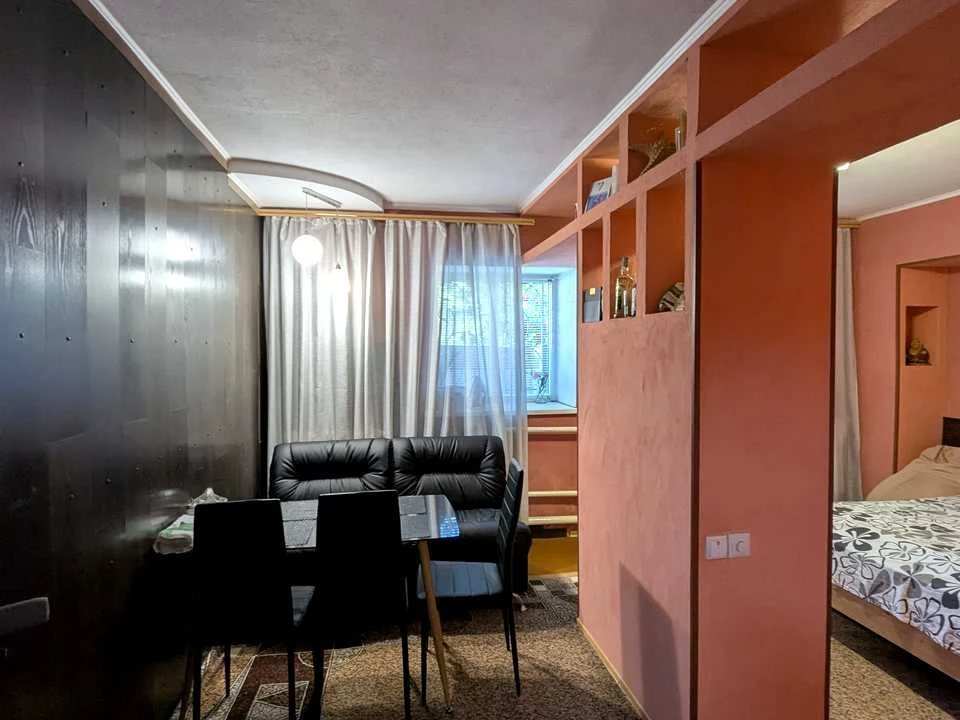 Apartment. Kharkiv, Lypovyi Hay St. (Perovskaia)
