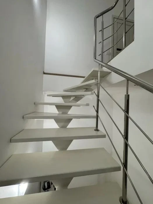 Продам 3 к. трехуровневую квартиру в ЖК Гранд Парк, Маршала