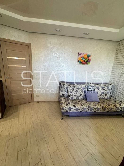 Продаж однокімнатної квартири. Новобудова. Поділ.