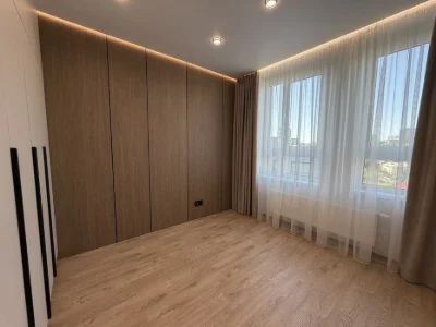 ЕКСКЛЮЗИВ! VIP квартира пентхаус у Львові біля Спартака вул