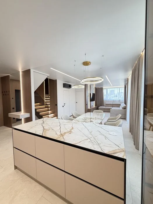 Продаж 4-кім. квартири (пентхауса) 132 м.кв., ЖК Avalon Flex