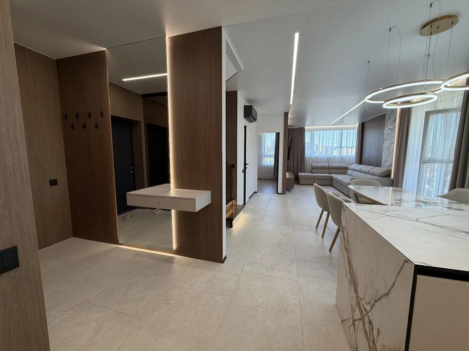 Продаж 4-кім. квартири (пентхауса) 132 м.кв., ЖК Avalon Flex