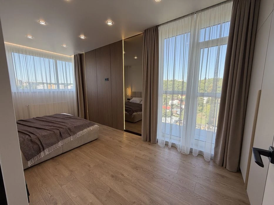 Продаж 4-кім. квартири (пентхауса) 132 м.кв., ЖК Avalon Flex
