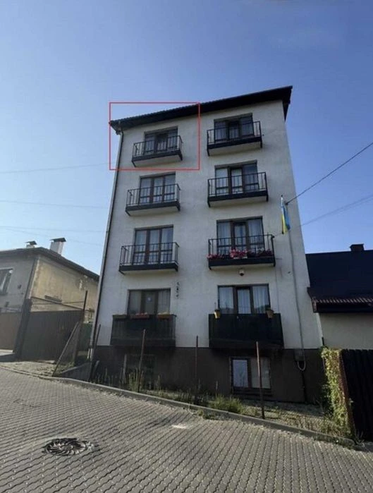 Продаж 1 кімнатної квартири з ремонтом по вулиці Купчинского