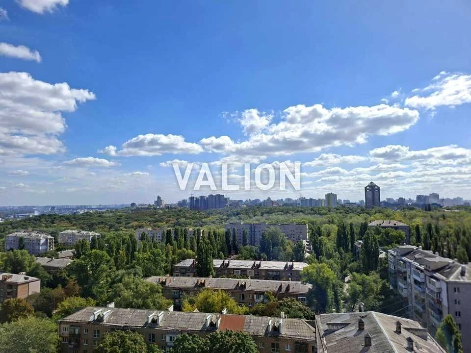 Квартира. Київ, Бакинська вул.