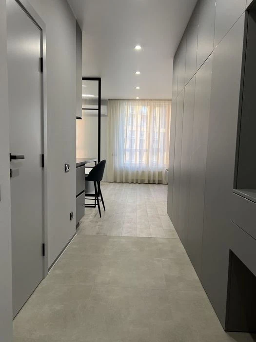 Продаж 1к квартири з преміальним ремонтом, ЖК Svitlo Park, с