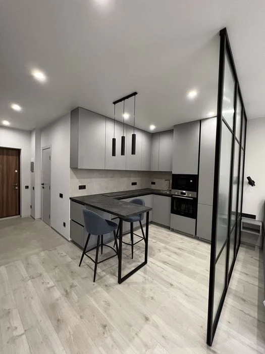 Продаж 1к квартири з преміальним ремонтом, ЖК Svitlo Park, с
