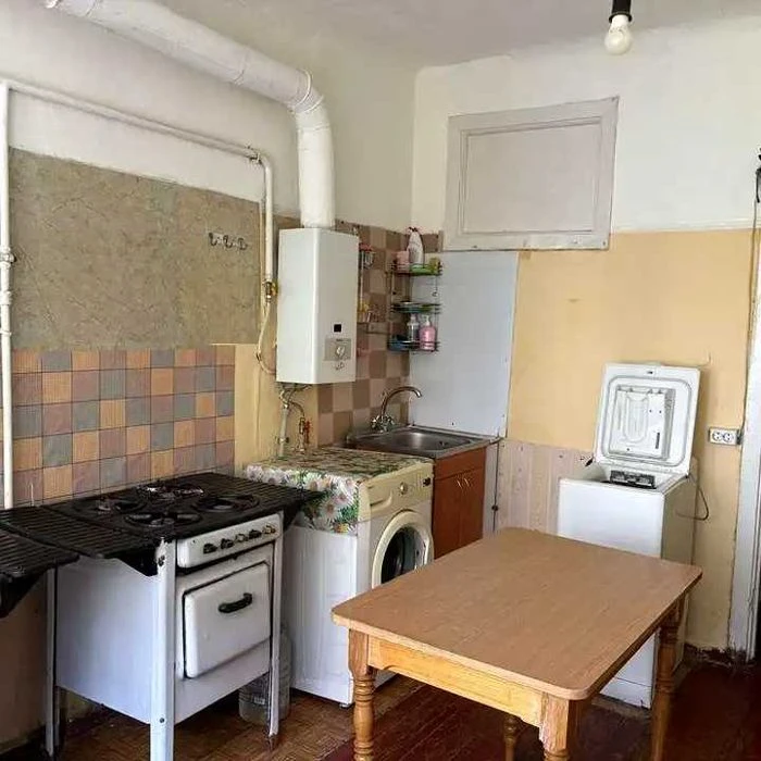 Продаж гостинки 23-го СЕРПНЯ (93295)