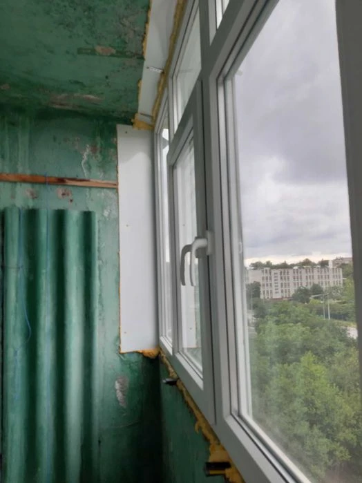 Продам квартиру р-н. Аэропорта.