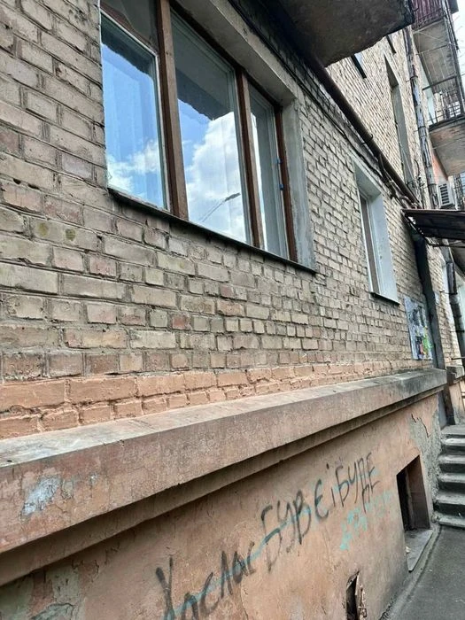 Однокімнатна в центрі!!