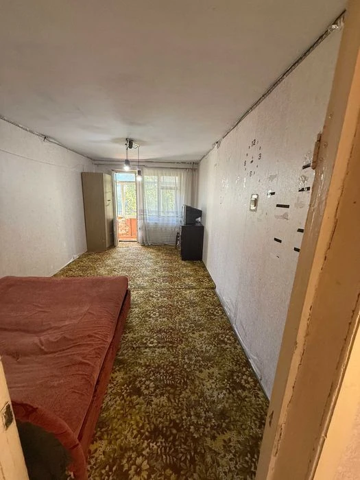 Продаж 1 кв.,вул.Колрдязна 13,42 кв.м,8/9,Центр