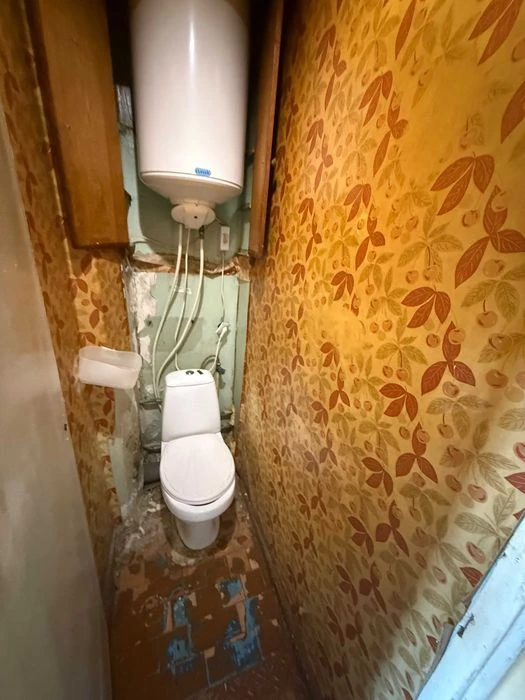 Продаж 1 кв.,вул.Колрдязна 13,42 кв.м,8/9,Центр