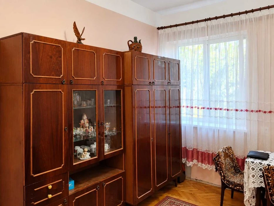 2-кімн. в старому фонді по вул. ШЕПЕТІВСЬКІЙ (р-н пл. Туцрец