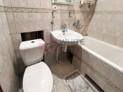 Продаж 2-кім. квартири 43 м.кв., пров. 1-й Герцена