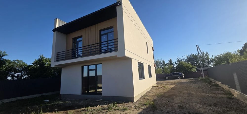 Продається будинок в дуже гарному місці