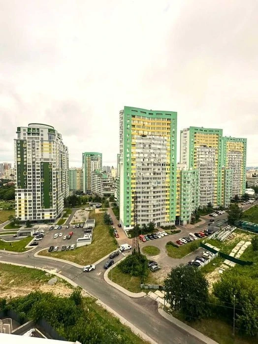 No commission, euro-dvushka, Vinohradar, next to the Parkovoe Mist residential complex