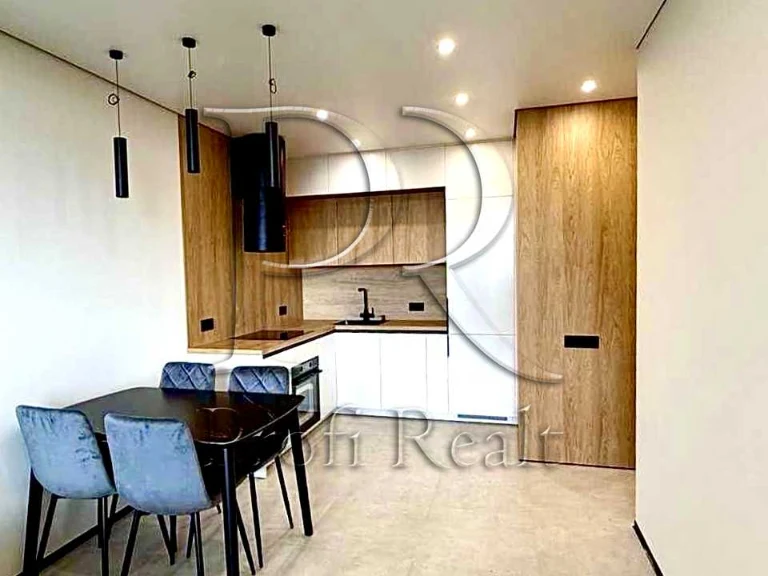 Apartment. Kyiv, Tadeya Rylsky Blvd.