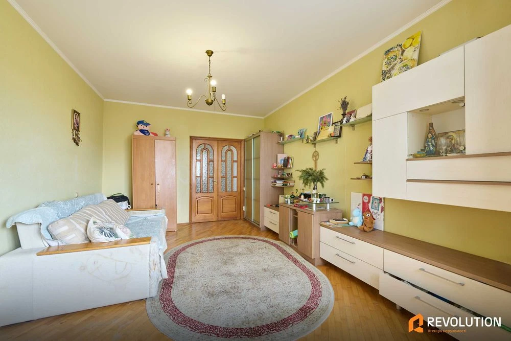 Без комісії. Продаж 3к квартири 94.1м2, пр.Науки 62-А Голосі