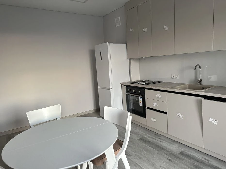 Продаж нової 2-х кімнатної ,з газом/75кв