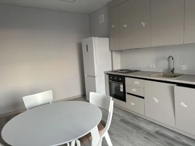 Продаж нової 2-х кімнатної ,з газом/75кв
