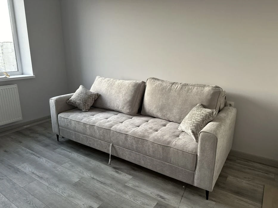 Продаж нової 2-х кімнатної ,з газом/75кв