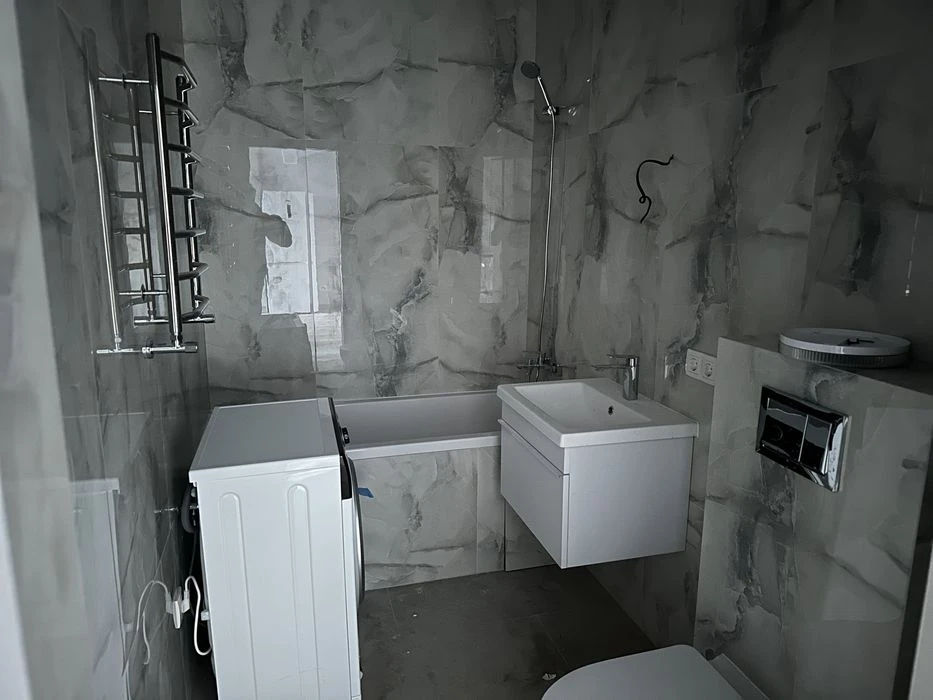 Продаж нової 2-х кімнатної ,з газом/75кв