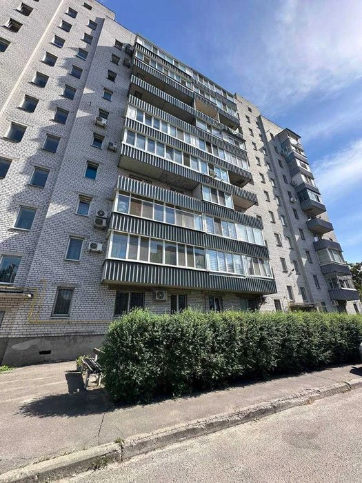 Продаж 1-кімнатної квартири на Перемозі-3 | Мандриківська, 2