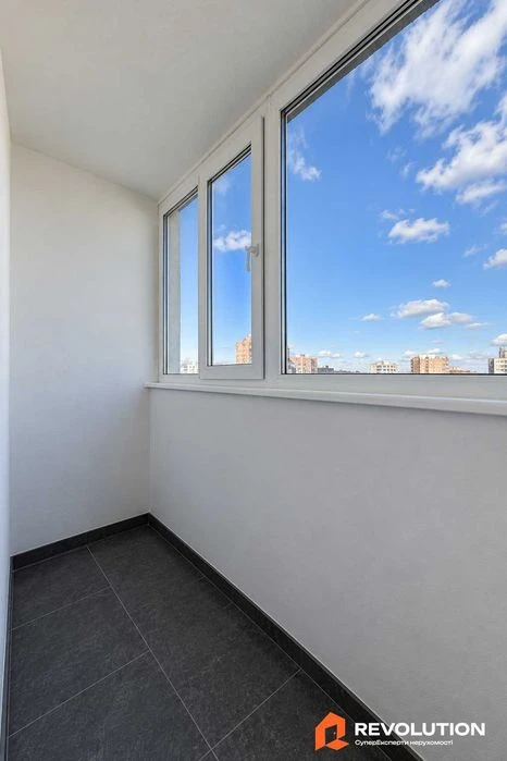 Без комісії. Продаж 2к квартири 70.6м2, ЖК Позняки 4а Дарниц