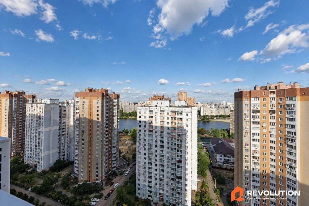Без комісії. Продаж 2к квартири 70.6м2, ЖК Позняки 4а Дарниц