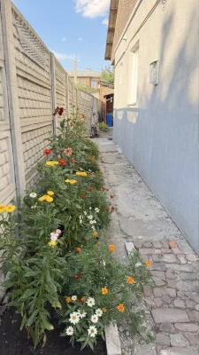 Продам 1/2 частину будинку 77м2, метро Метробудівників.