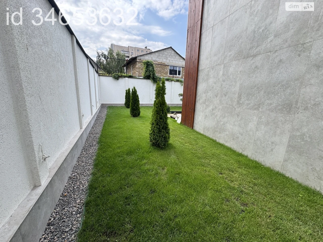 House for sale Velykyi Fontan