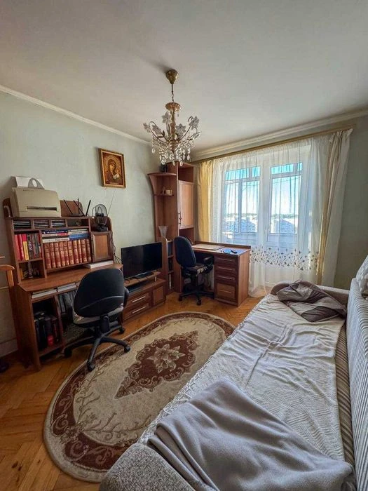 Продаж 3-кімнатної квартири 64,4м2 по вул. Дж. Вашингтона 7-