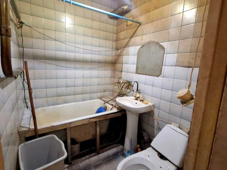 Apartment. Kharkiv, Pyatisotnytska Street.