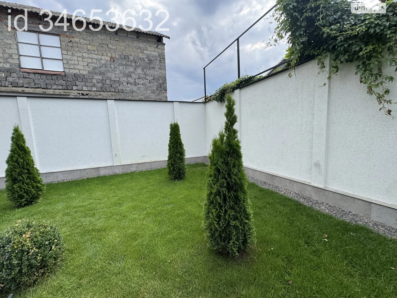 House for sale Velykyi Fontan