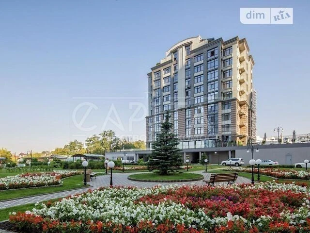 Продаж 1к квартири 55 кв. м на вул. Андрія Верхогляда 22 • I