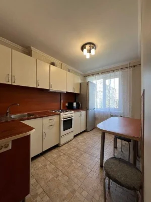 Продам 3к квартиру Победа-5 Перемога пр Героев Правый берег