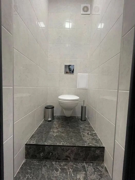 Продам 1к квартиру Яворницкого пр. 46, Центр
