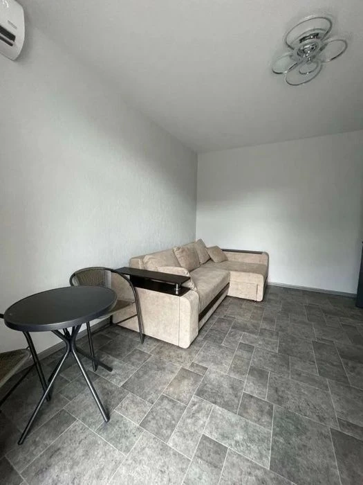 Продам 1к квартиру Яворницкого пр. 46, Центр
