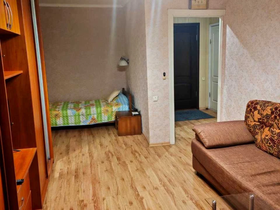 Квартира. Дніпро, Менахем-Мендл Шнеєрсона вул. (Мініна)