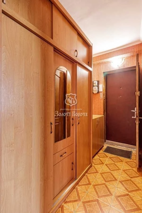 Продажа 2-комнатной квартиры 45.6 м², Кирилловская ул., 172