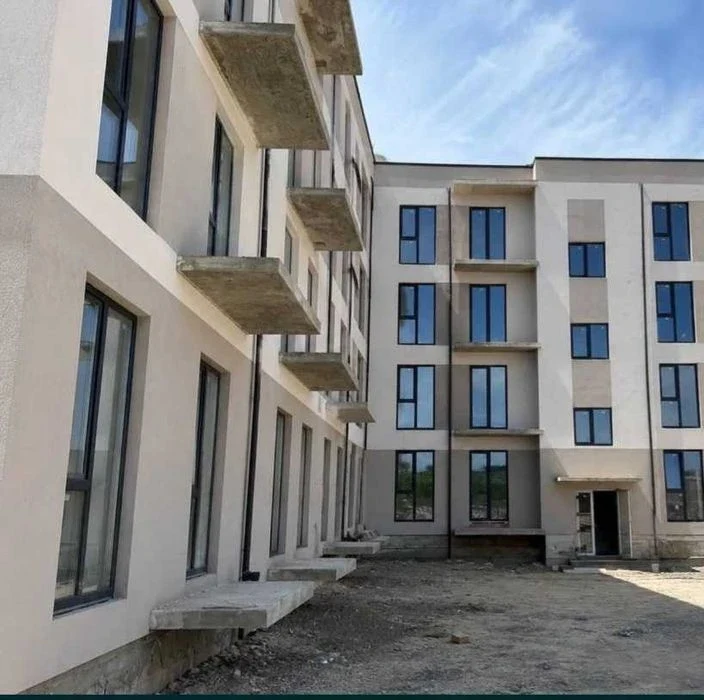 1 кімнатна чернова 1050 дол. За м кв Без комісії