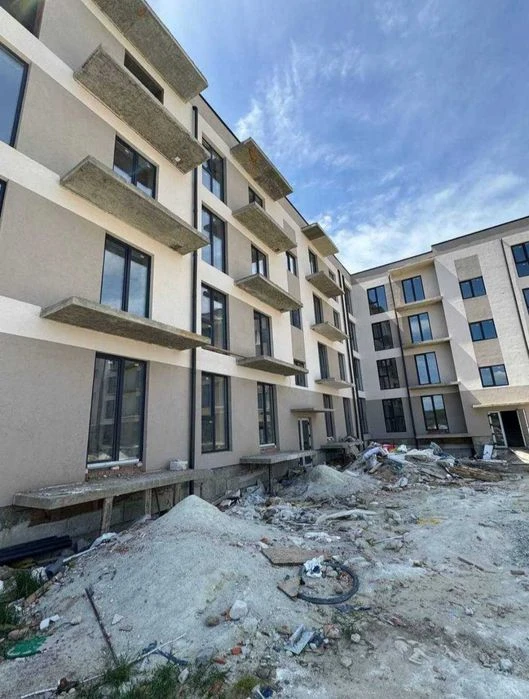 1 кімнатна чернова 1050 дол. За м кв Без комісії