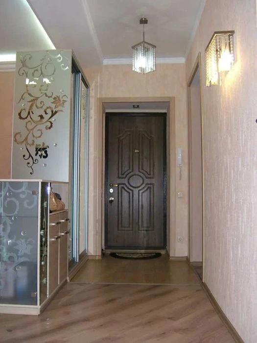 Продам 4к сталінку 98м Центр Дмитра Яворницького парк Глоби