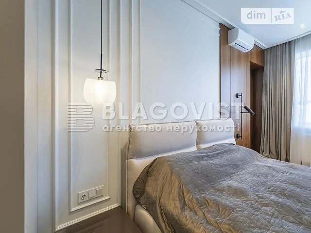 Продаж 3к квартири 102 кв. м на вул. Генерала Шаповала 2 • I